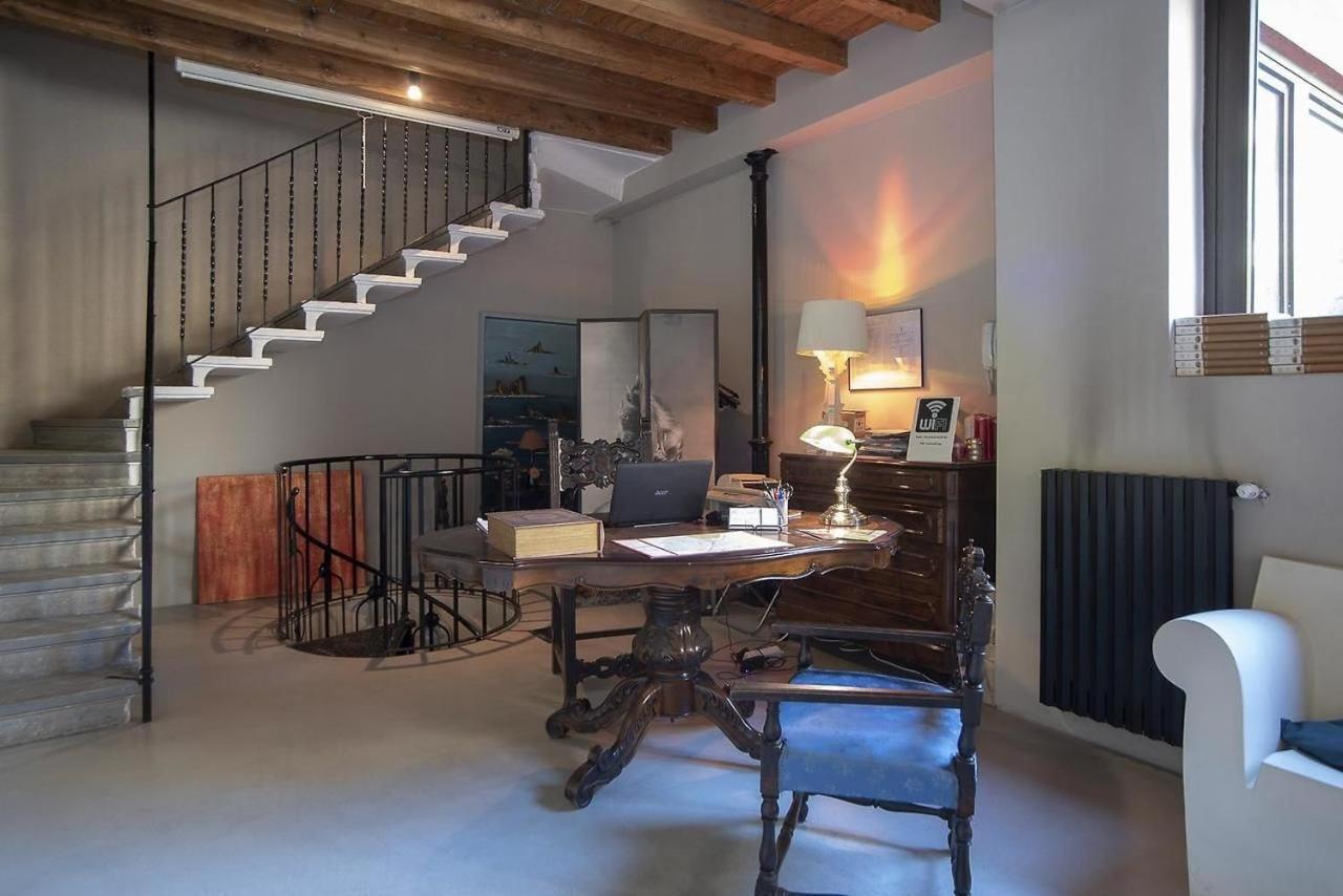 Bed and Breakfast Monza Living La Casa Dell'Architetto Exterior foto