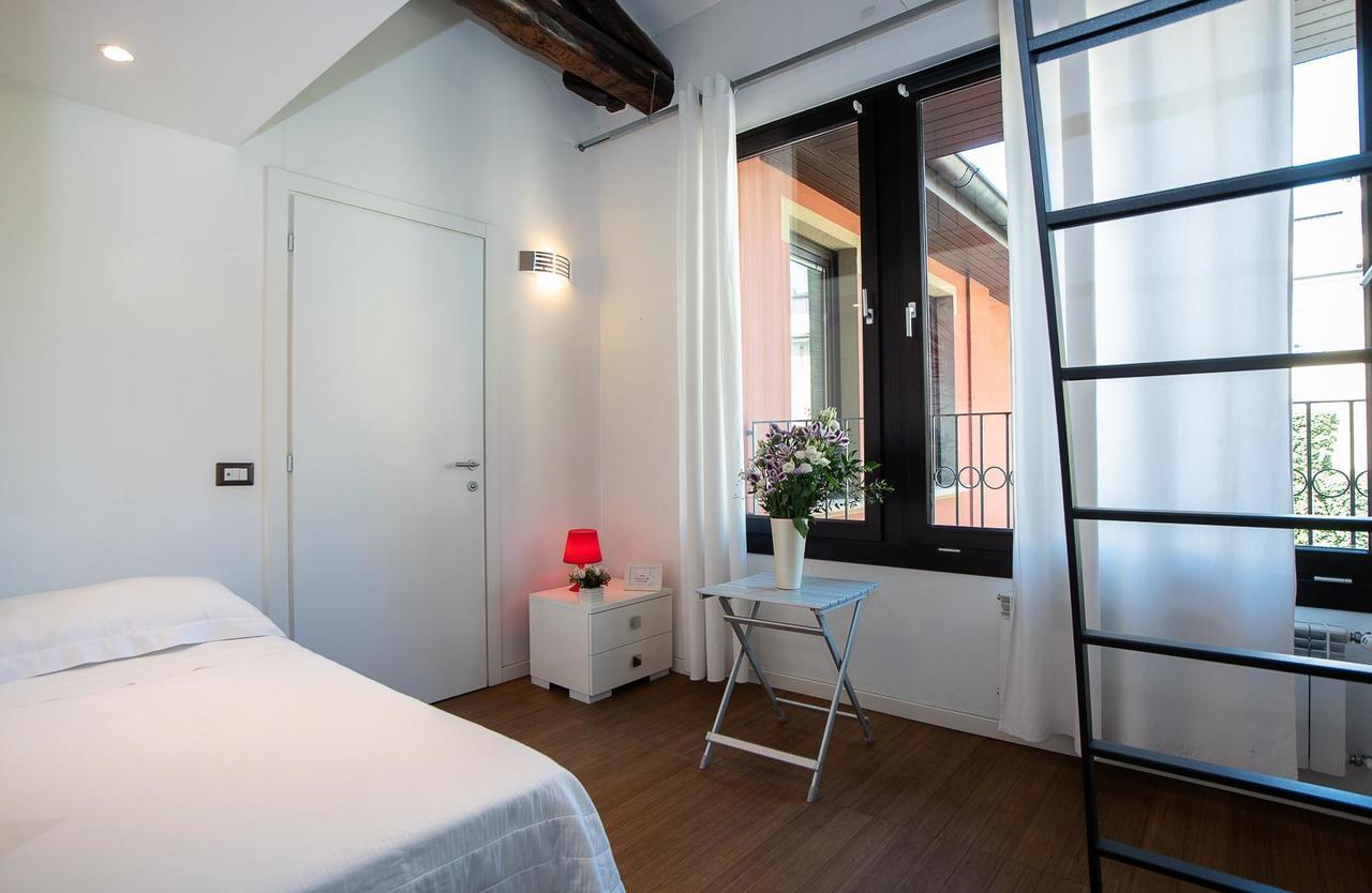 Bed and Breakfast Monza Living La Casa Dell'Architetto Exterior foto